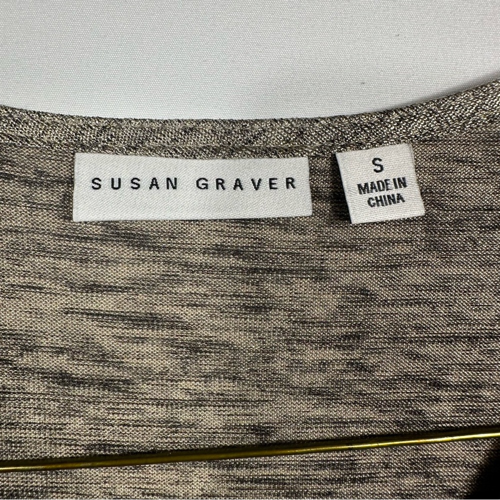 Susan Graver Gold Sparkly Sleeveless Blouse Size Small - Picture 4 of 7